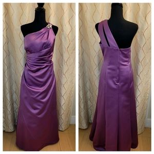 Beautiful Lavender Bridesmaid Gown